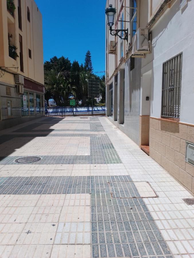 1 Pasaje Fuente De Cantarero Apartment *